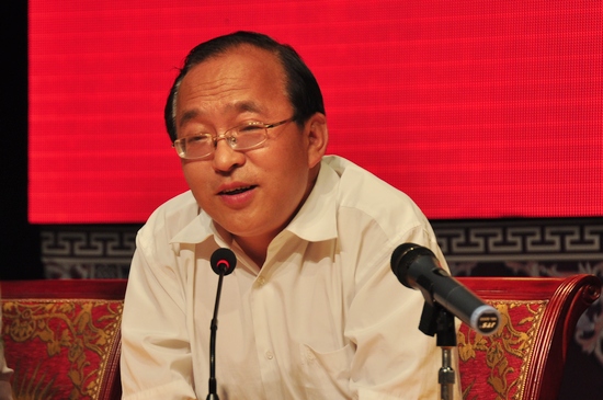 ���ϲ�����������ί��ӛ�Ž���ý�wҊ���(hu��)�Ͻ�B���飨����W(w��ng)ӛ�� �춬�� �z��