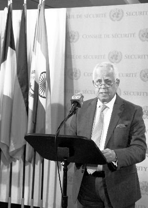 12��12�գ������(hu��)����ֵ݆��ϯ�R��ʲ����ý�w���x��,��(du��)���r�l(f��)���l(w��i)�ǵ��О��ʾ�l؟(z��)�� ���A��l(f��)