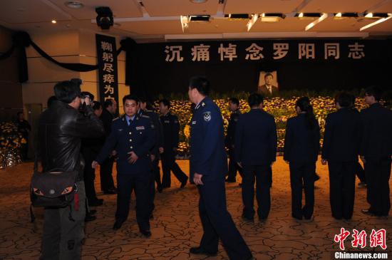 ��Ӎ����15���ƬF(xi��n)��(ch��ng)��ָ�]�_�(y��ng)��e�xʽ�����(y��ng)�e��