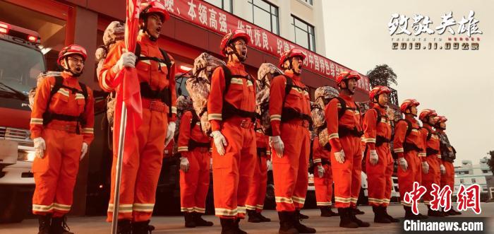 ���¾�Ӣ�ۡ����������D