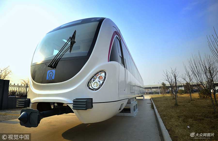 2017��12��23�գ���(sh��)�ĝ�(j��)�ϵ��FR1��1:1ģ��܇����һ�vR1����܇����4�µ�5�³�����(j��)�ϡ�