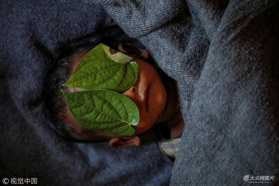 2018��4��17��Ӎ��2018�����ߪ���16�սҕԣ�·͸��(sh��)λ�zӰ���Ĕz�ľ����_�d���y��Σ�C(j��)�ĈDƬ�s�@2018�������ߌ��}�zӰ����