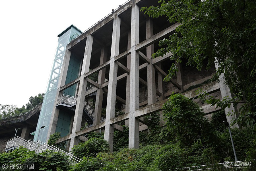 10��8�����ؑc��ɳƺ���ؑc��W(xu��)A�^(q��)�½���һ̎�����¡�������W(xu��)���M(j��n)��У�@���������ֱ�_(d��)��