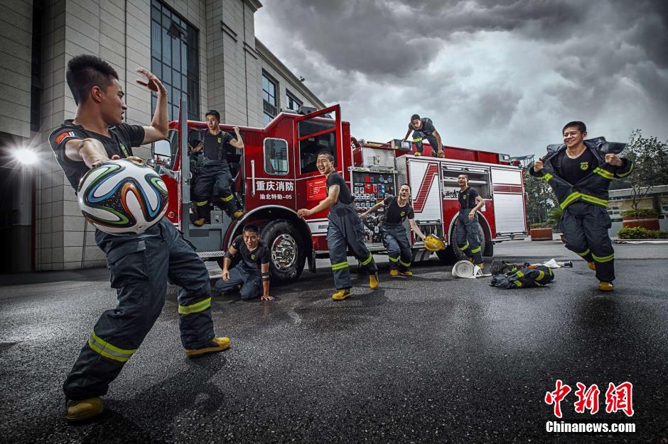 6��23�����ؑc�山�^(q��)����֧�(du��)�l(f��)��һ�M�����ٱ��ڡ����籭�����g�Ĕz�������������������� �z