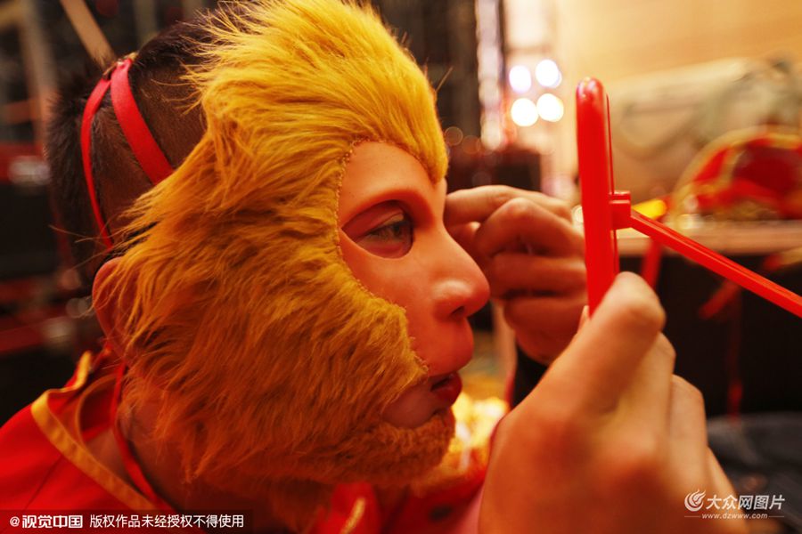 2016��2��3�գ�ɽ�|���u���r(n��ng)�v�����R����ӛ�߽��ո��S90��С��𲨁���һ��˾������F(xi��n)�������͎��ֵܜ�(zh��n)�������ɮ��ͽ����һ�������