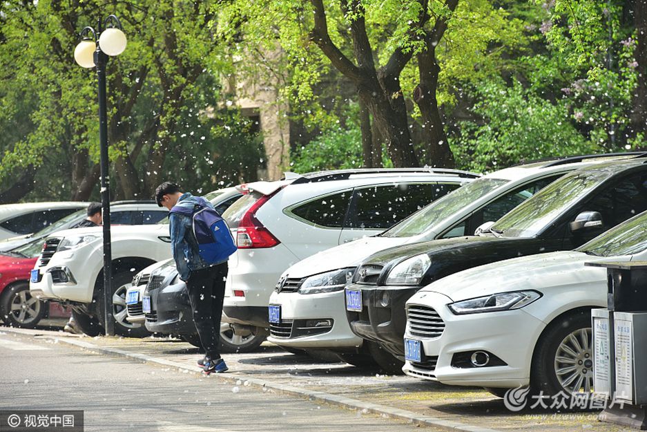 4��6������(j��)����ߚ���_(d��)25�棬�S����صĻ������M(j��n)�����µ�Ȫ�ǝ�(j��)���ֵ��������������w�r(sh��)���S�L(f��ng)�w�P(y��ng)�����������������w�����q������ѩ�����������