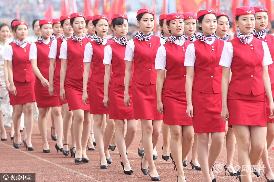 2017��4��13�գ����ݴ�W(xu��)�\�ӕ��_Ļʽ��39���W(xu��)Ժ������������