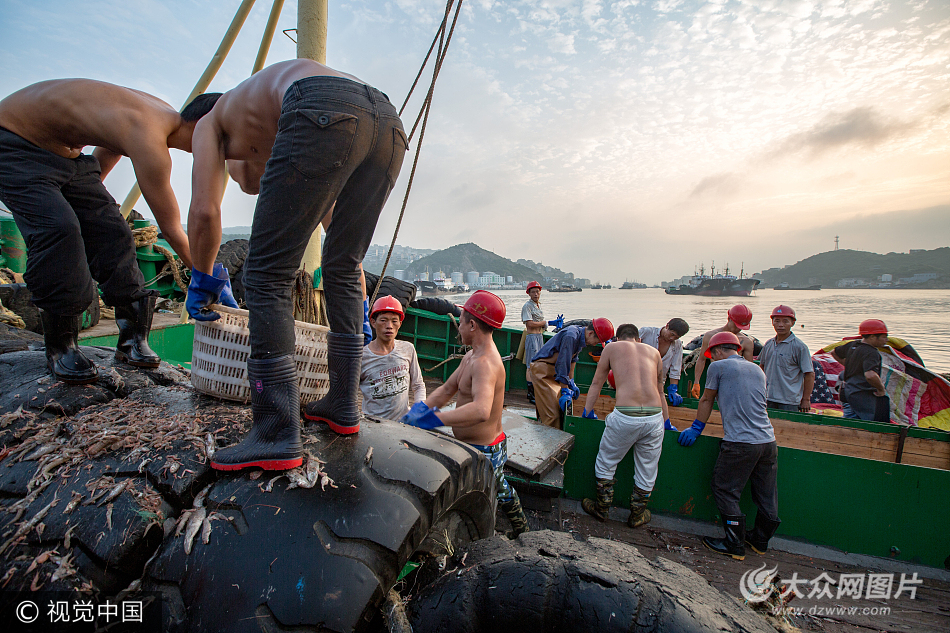 2017��8��5���峿���㽭�_��ʯ���(zh��n)ឞI�O�۴a�^���O����æ�����\�Ė|�����ƻ؁���һ���亣�r��