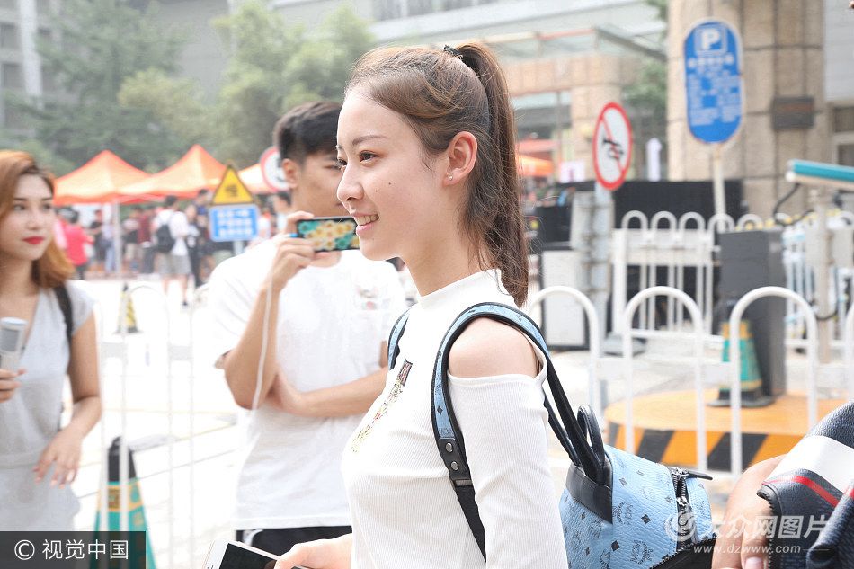 2017��9��2��Ӎ��������2017�걱Ӱ�����������ֵ��Ů���Y(ji��)�B(y��ng)�����������Ƿ���ʮ����