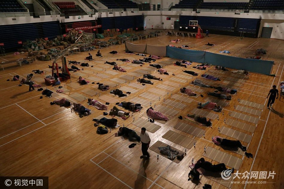 2017��9��2�������ݴ�W(xu��)������(b��o)����У�����w���^���������L�ṩס��̎�����������M(f��i)�ṩ��ϯ��ë�������VȪˮ����Ʒ��߀�д���W(xu��)����ҹ݆��ֵ��������L�ṩ����(w��)�����ͼ��L�����F����Ʒ��