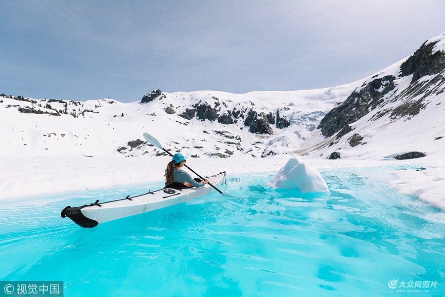 ��(d��ng)?sh��)ؕr(sh��)�g2018��5��9�������ô���炐�ȁ�ʡ�ϲ����ﲨ��ɽ�}���˂���Ƥͧ혱�����ˮ�������Ƀ��γ����{(l��n)ɫ�c(di��n)�����܇��ļ���ѩ���� �@�ﱻɽ���������E������