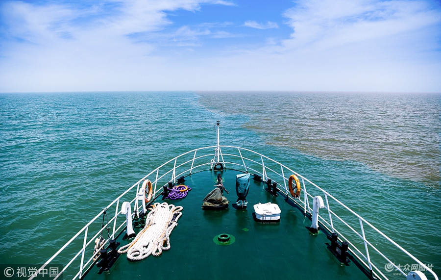 6��24��,��(d��ng)?sh��)ع���߅�����T�_չѲ���rӛ��µġ��S�{(l��n)���硱������