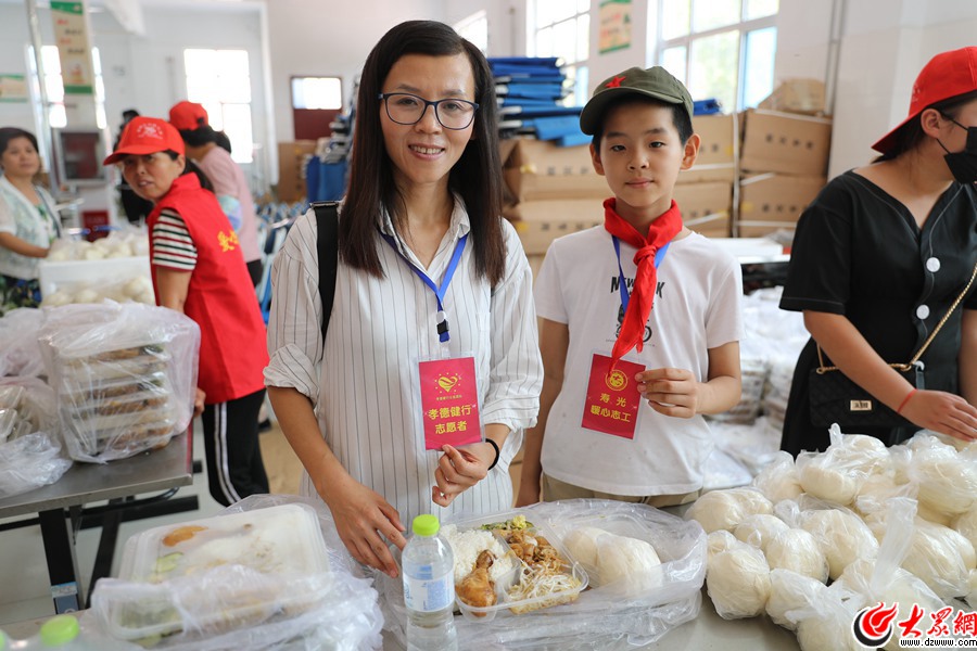 һ��һ�ݺ��,��ȝ�������u�������24������,ӛ�߁����۹��ˮ��(z��i)�^(q��)�I���(zh��n)����һ�������c(di��n)�I���(zh��n)�ڶ������ЌW(xu��),ǡ�갲���c(di��n)�ڷְl(f��)������D���ڠI���(zh��n)�ڶ����а����c(di��n)����(w��)���x��ĸ������ӛ������ ��� ��V�� �T���̣�