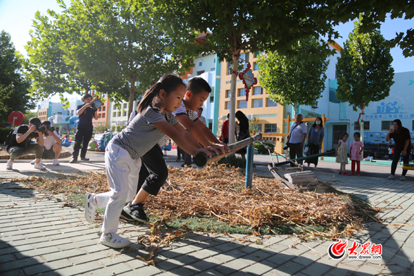 1���󱊾W�|�I9��9��Ӎ 9��7��������ɽ�|ˇ�g�WԺ�S�Ӟ��w����(chu��ng)���M���M������ס��D������h�ڶ�����׃��@���������S�Ӟ������Ļ���ɫ�Ĵ����Α򸱱�.jpg